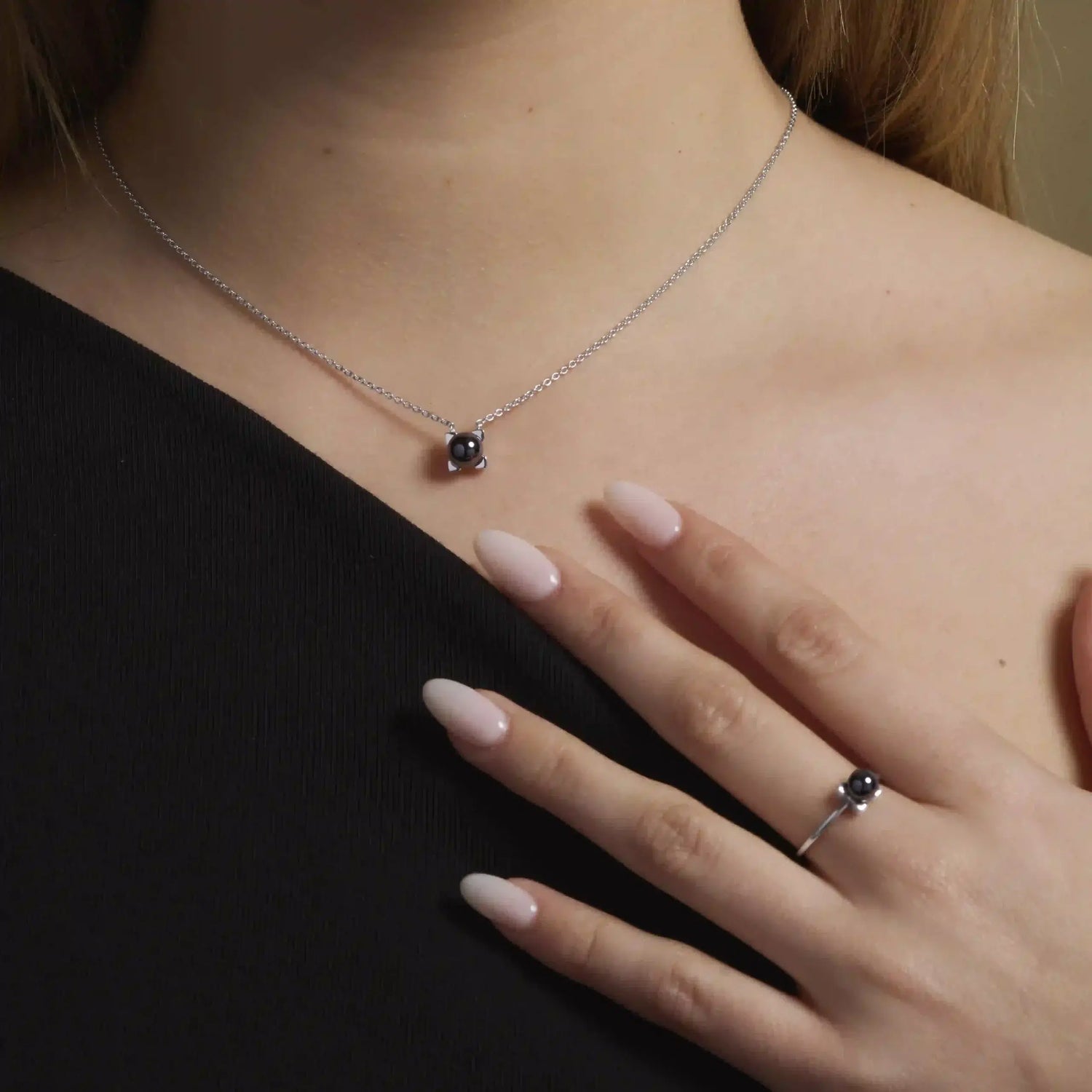 Collier DONI