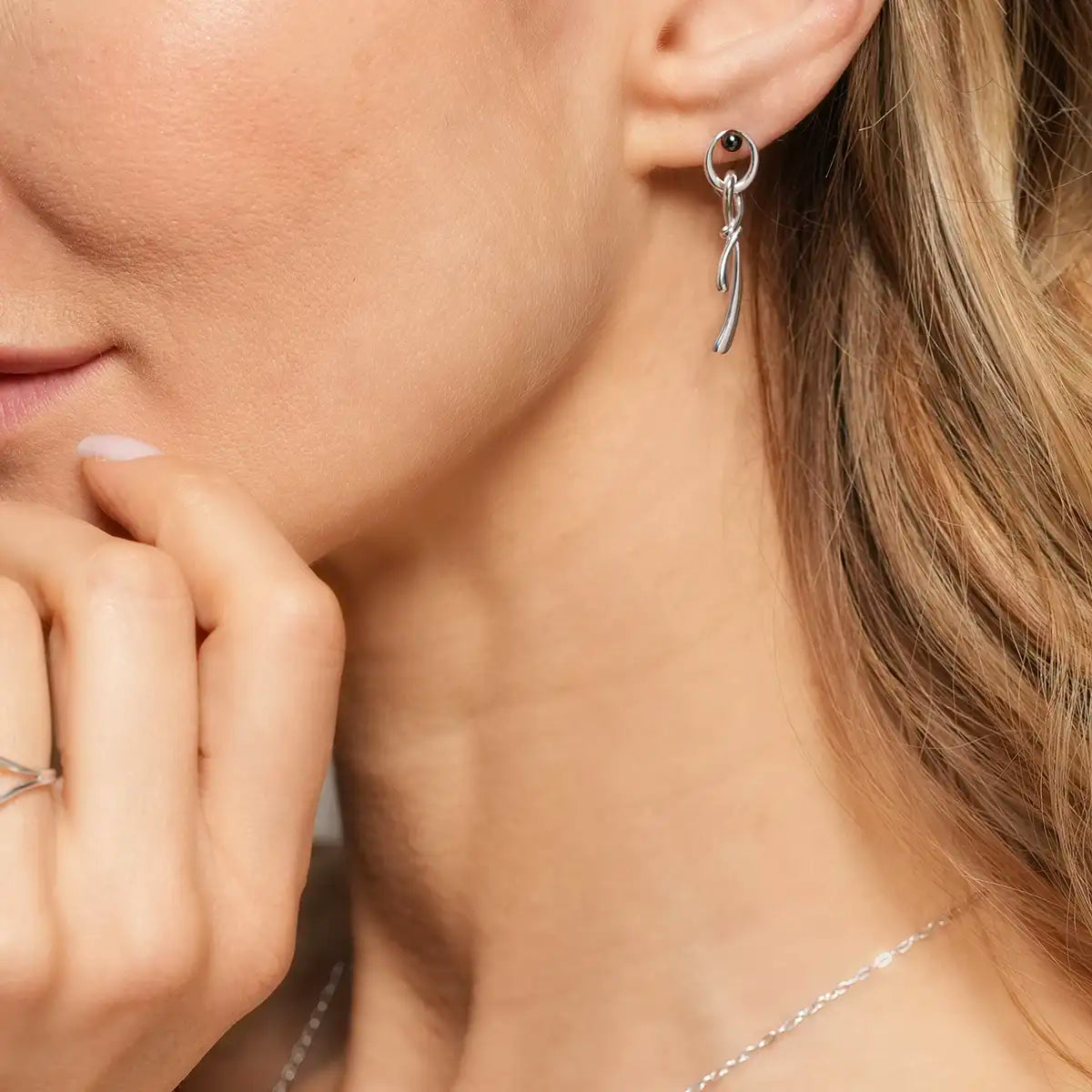 Boucles d’oreilles ETERNA – Argent et Hématite